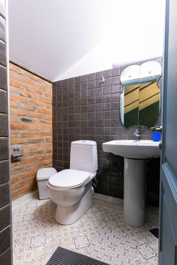3 Heritage Rooms Тбилиси Экстерьер фото